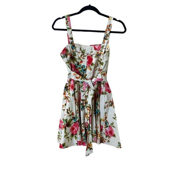 Modcloth IXIA Ivory Rose Bush Floral Fold Over Pinup Fit and Flare Dress Sz S - Picture 2 of 7